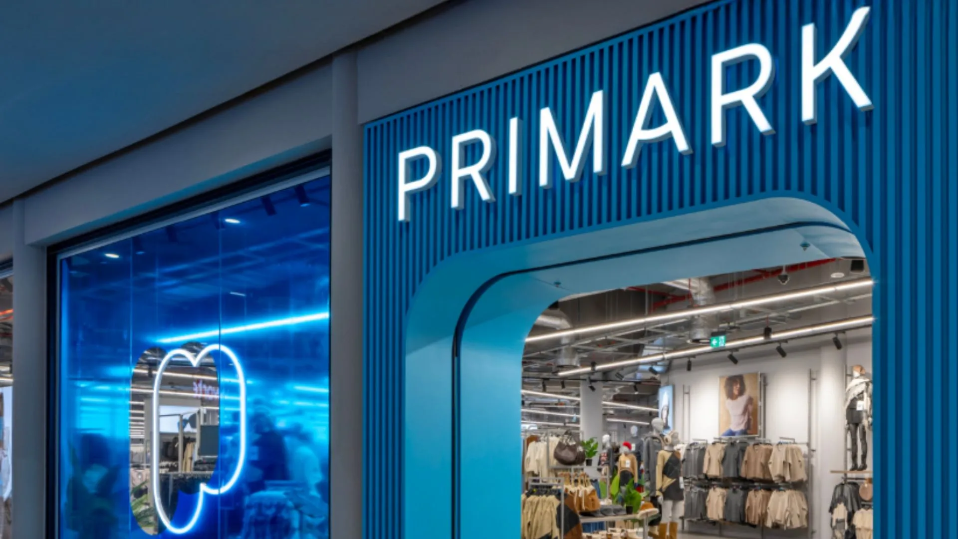 To maximise commercial performance and attract customers, Primark is optimising its retail selling spaces by investing in a new store design concept. 
