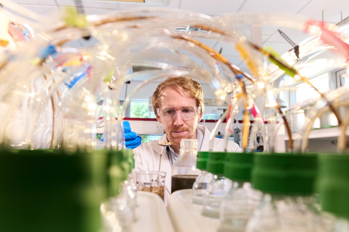Testing the gas-yield potential of waste for use as anaerobic digestion feedstock at Amur Energy’s lab in York, UK